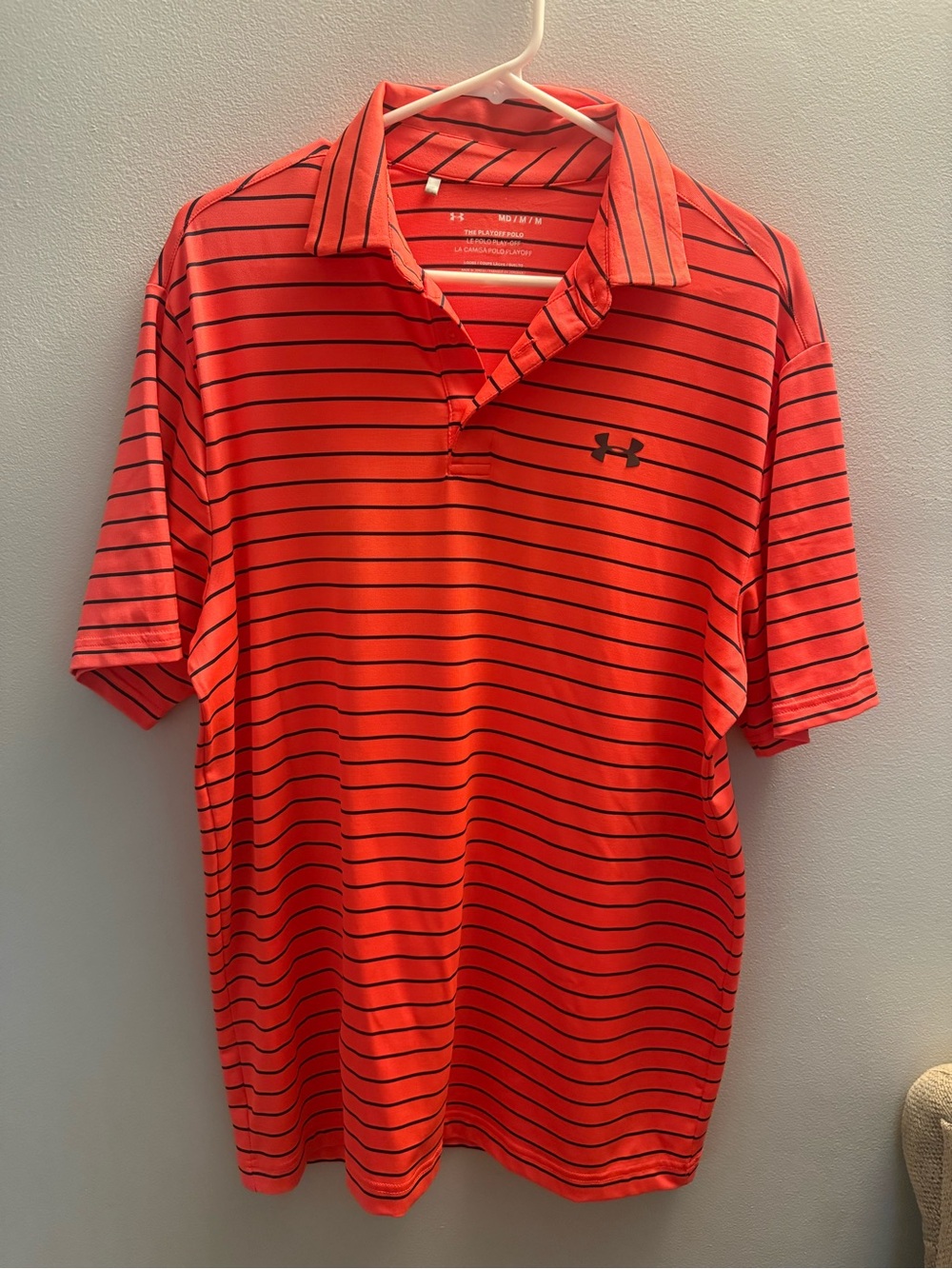 Under Armour Playoff Polo Men’s Medium Orange with Navy Stripes
